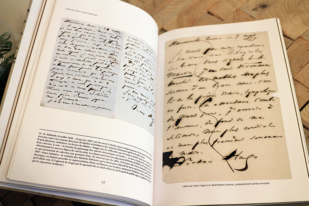 Présentation des documents historiques dans la maquette du livre